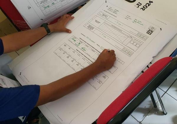 Sepi Peminat, Pemungutan Suara Lanjutan di TPS 224 Kota Bekasi Hanya Dihadiri 3 Orang 