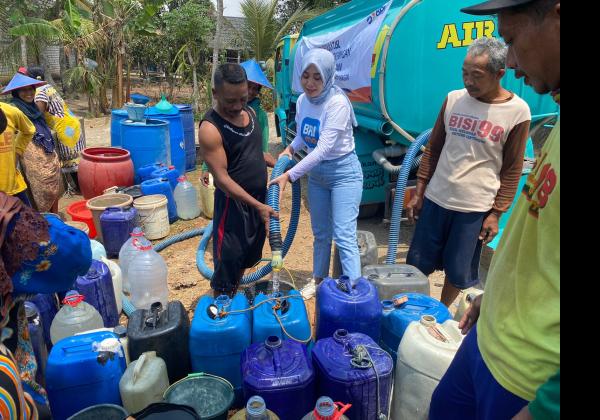 Kekeringan Terdampak El Nino, BRI Peduli Salurkan Air Bersih ke Beberapa Wilayah di Jawa Timur