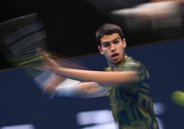 Mulus ke Perempat Final, Carlos Alcaraz Potensi Hadang Novak Djokovic di Final Australian Open 