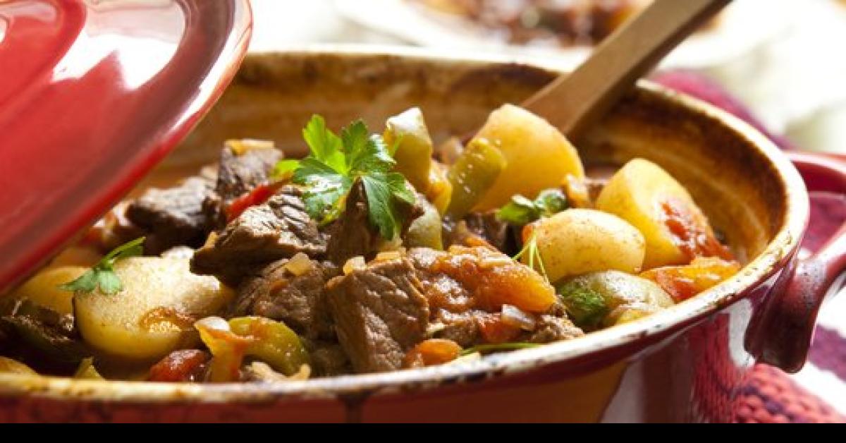 Resep Hari Ini: Masakan Legendaris Semur Daging Sederhana Yang Nikmat Untuk Hidangan Spesial bersama Keluarga 