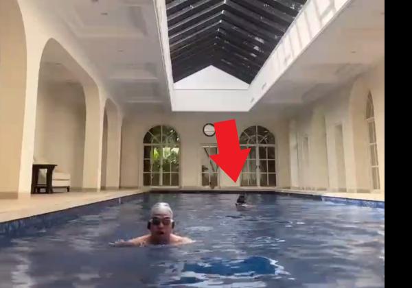 Prabowo Asyik Berenang Pagi sebelum Debat Terakhir 