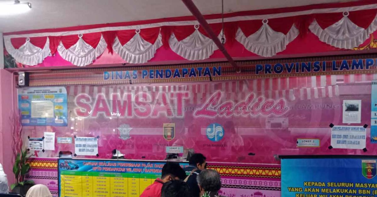 Berikut Dua  Mall  Di Bandar Lampung Yang Ada Samsatnya 