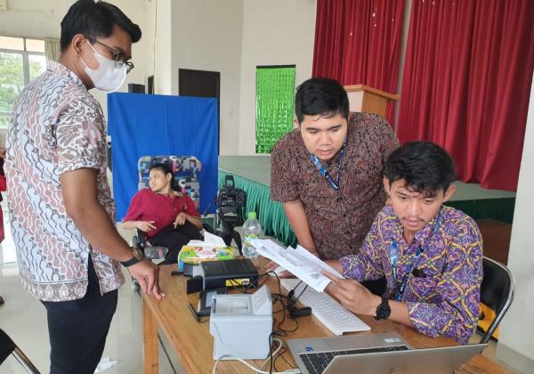 Fasilitasi Kaum Difabel Peremakan e-KTP, Langkah Ini yang Dilakukan Disdukcapil Kabupaten Tangerang 
