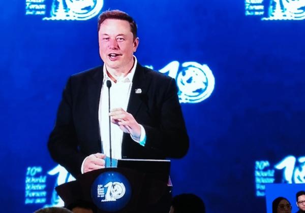 70 Persen Bumi Berisi Air, Elon Musk Berkelakar: Itulah Sebabnya Alien Datang ke Sini