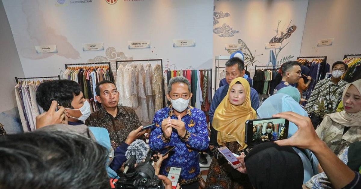Lewat Pasar Kreatif, 46 Produk UMKM Mejeng di Hotel Bintang 5
