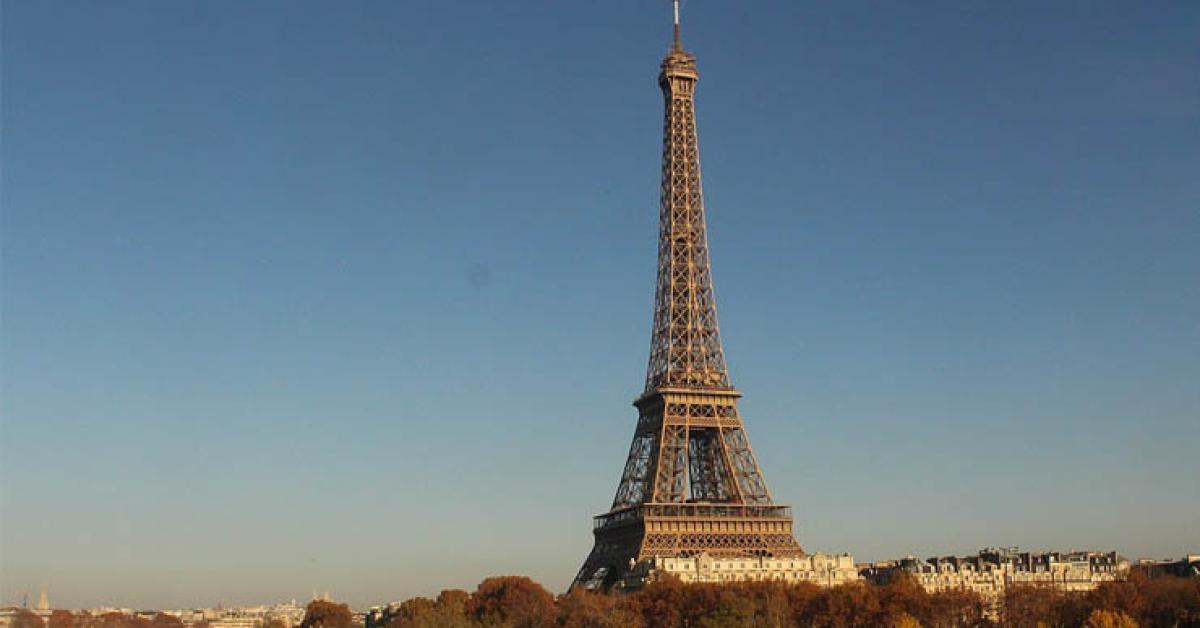Sisi Gelap Kota Paris, Tak Seromantis yang Dibayangkan