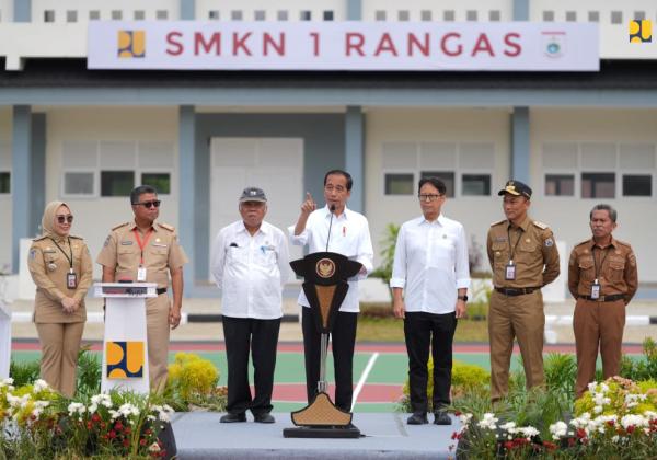 Pulihkan Aktivitas Sosial Ekonomi, Menteri Basuki Dampingi Presiden Jokowi Resmikan Rehab dan Rekonstruksi Bangunan Gedung Pascabe