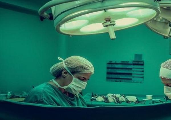 Waduh! Dokter Temukan Tonjolan yang Mirip Alat Kelamin Wanita di Tubuh Pria Tiga Anak Ini