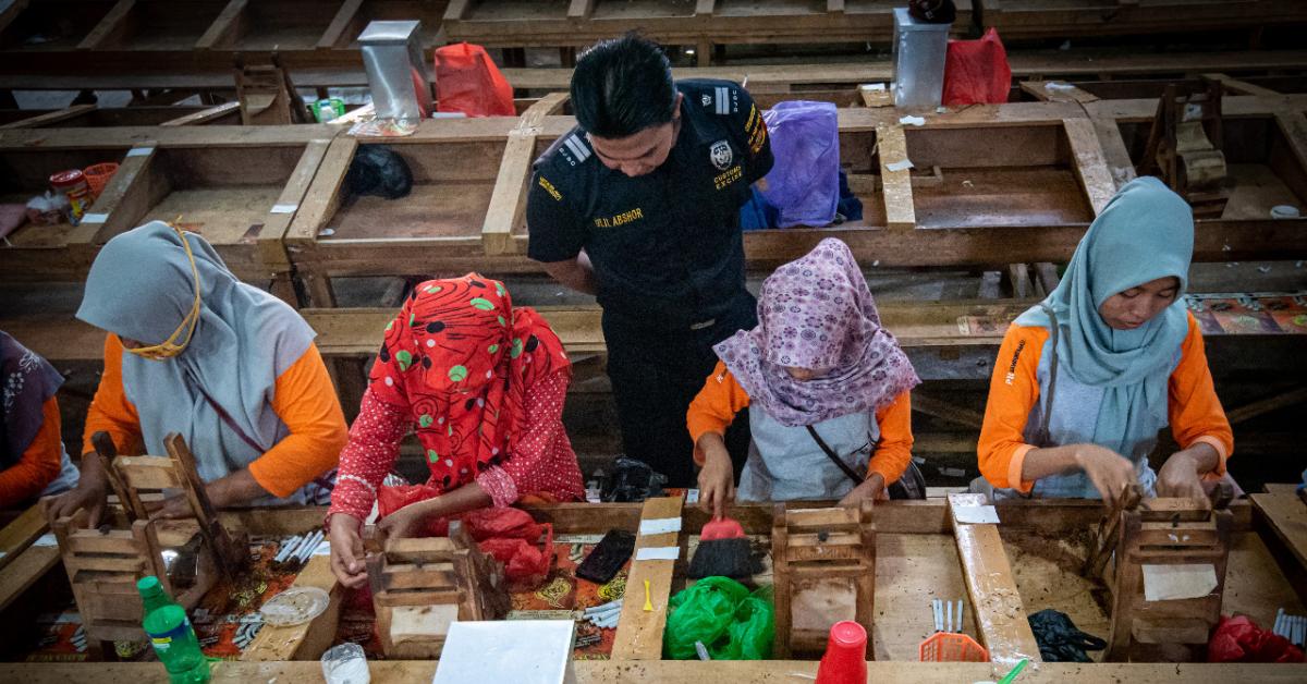 Bea Cukai Sosialisasikan Ketentuan Cukai di Tiga Wilayah Ini