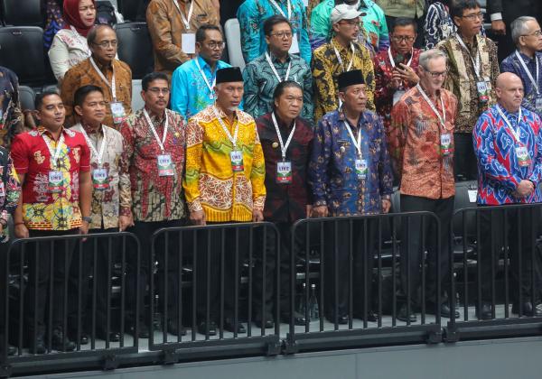 Pj Gubernur Banten Al Muktabar Ajak Masyarakat Jaga dan Lestarikan Lingkungan
