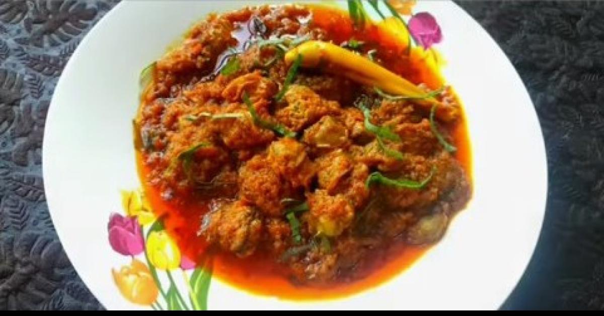  Bukan Cuma Daging Sapi, Lokan pun Bisa Dimasak dengan Bumbu Rendang, Yuk Intip Resepnya!