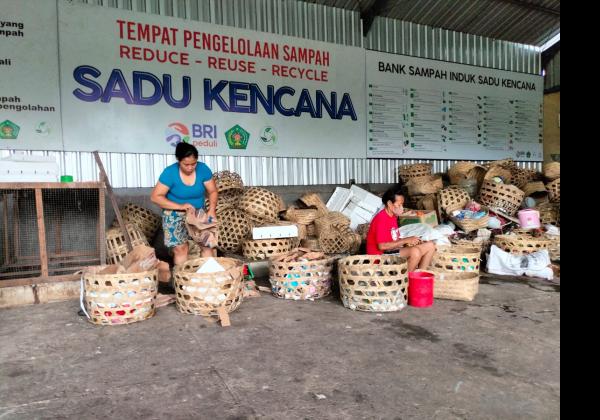 BRI Peduli Jadikan Desa Ini Sebagai Percontohan Pengelolaan Sampah Pilah
