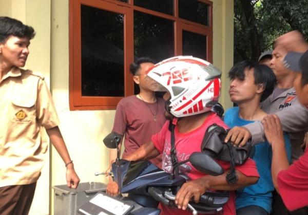 Kehabisan Bensin Saat Kabur, Pelaku Pencuri Sepeda Motor Tertangkap di Belakang Gor Kota Bekasi