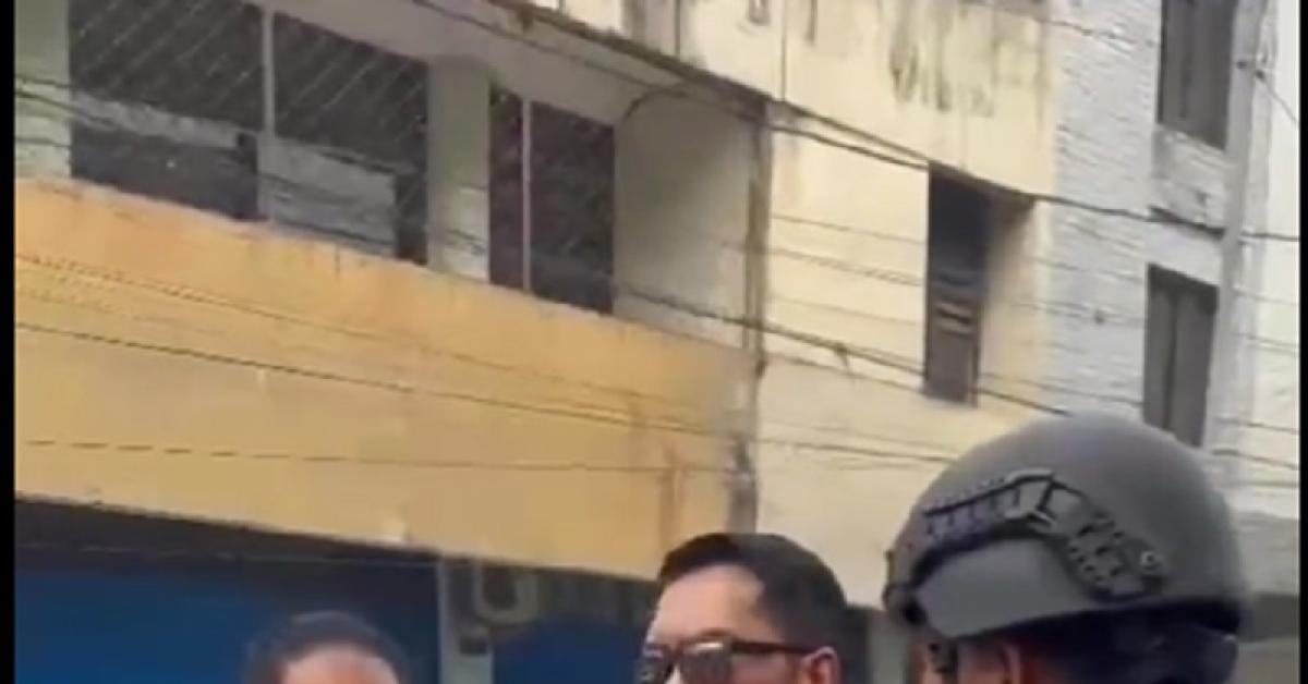 Ridwan Kamil Pantau Lokasi Bom Bunuh Diri di Mapolsek Astana Anyar: Masyarakat Dimohon Tenang