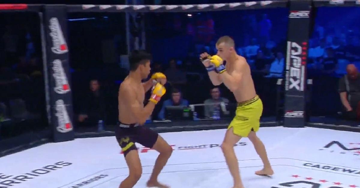 MMA: Yoga Prabowo Ungkap Hal Ini Usai Kalah Saat Debut di Cage Warriors 154 Roma