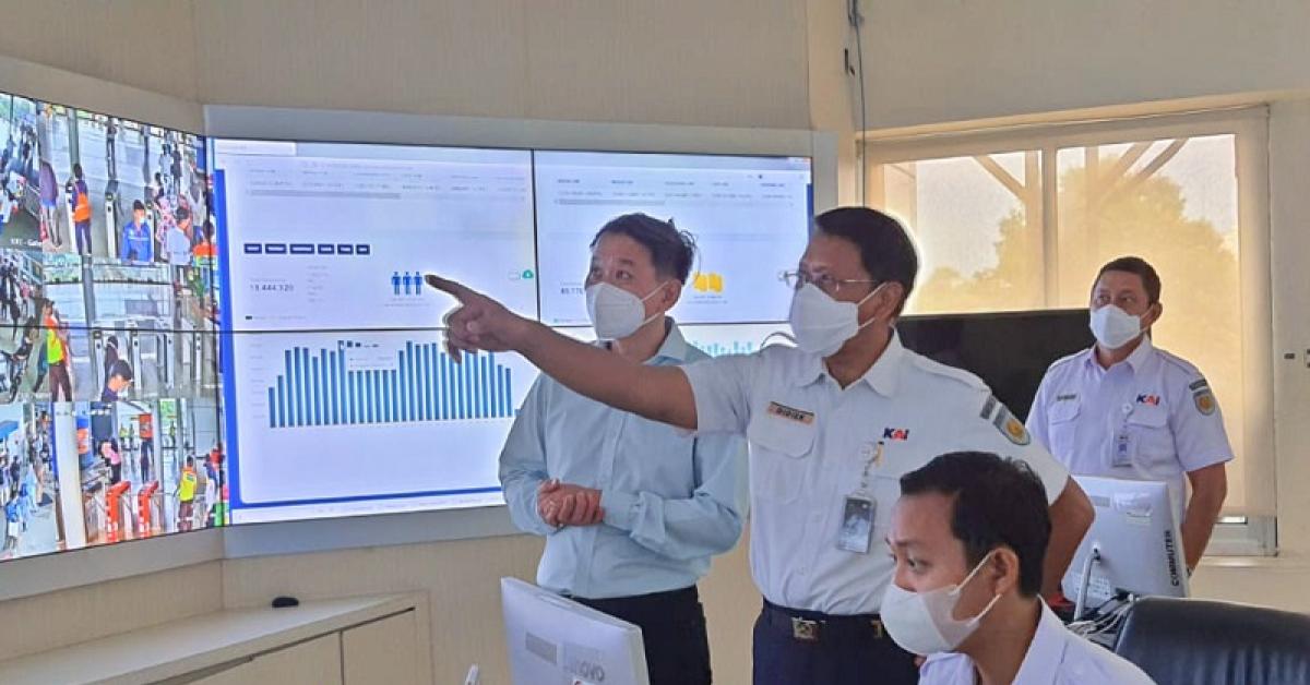 Switch Over Stasiun Manggarai Bikin Penumpang Menumpuk, Ini Penjelasan KAI