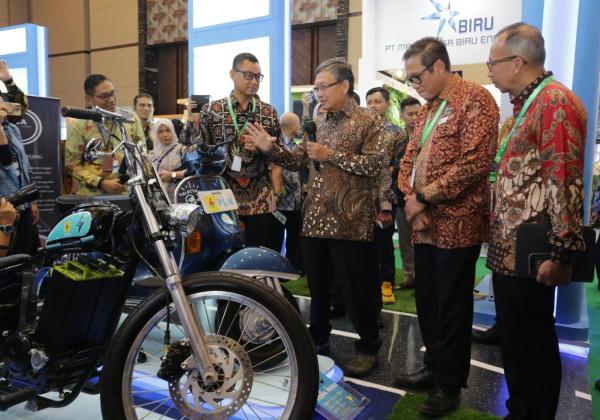 Menteri ESDM dan PLN Ajak Masyarakat Beralih ke Kendaraan Listrik Lewat Motor Konversi