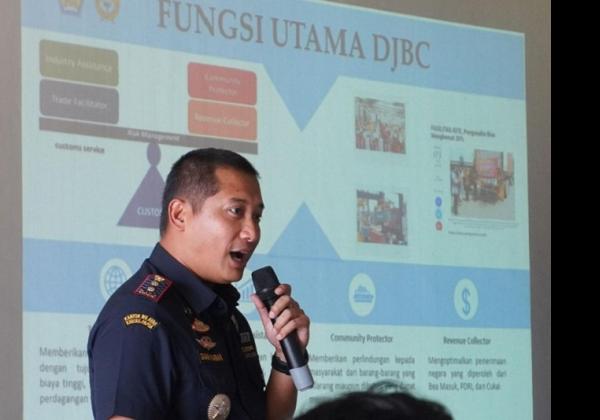 Bea Cukai Gelar Sosialisasi pada Mahasiswa di Banjarmasin dan Merauke