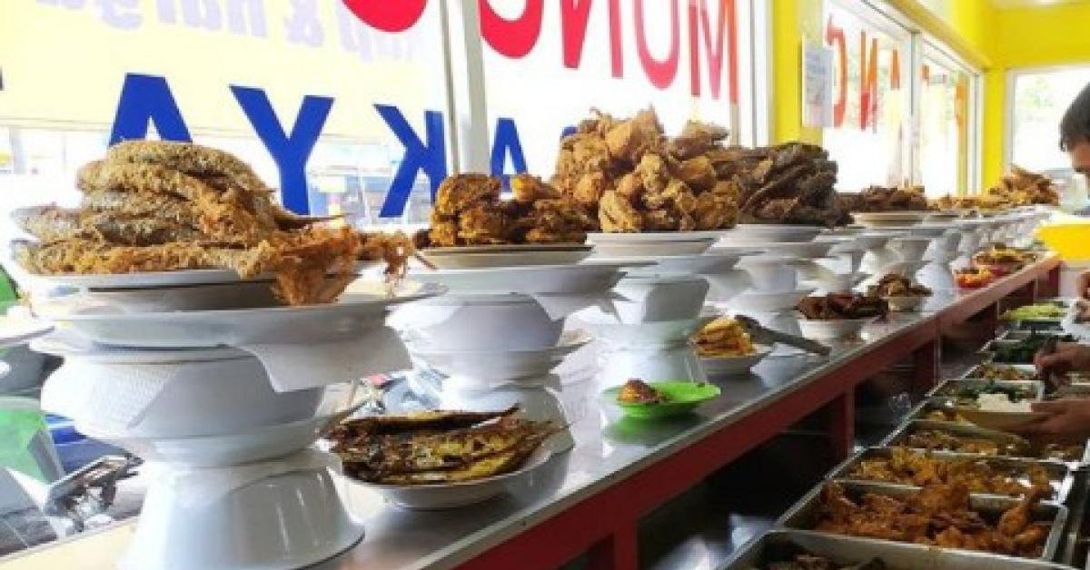 Enak Sih, Tapi 4 Masakan Padang Ini Mengandung Kolesterol Tinggi dan Perlu Dihindari 