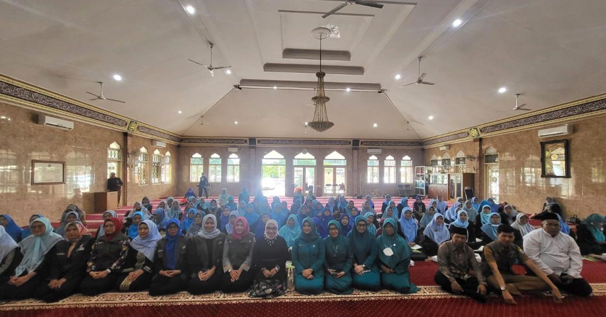 Ibu-ibu di Jatiasih Semangat Ikuti Pelatihan Membaca Al-Quran