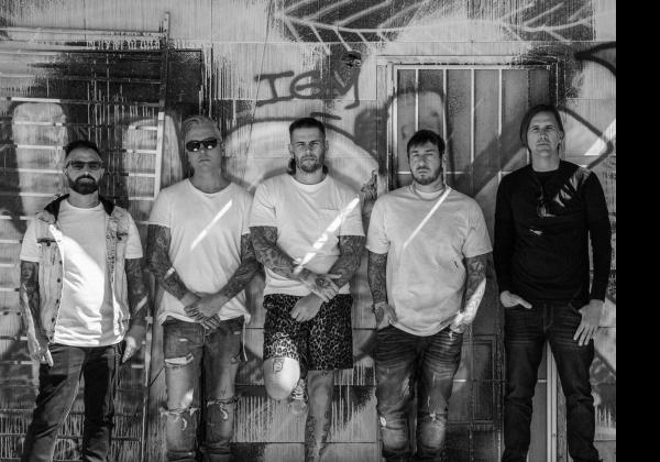 Kisah di Balik Lagu So Far Away: Ungkapan Kesedihan Avenged Sevenfold yang Ditinggal Mati The Rev