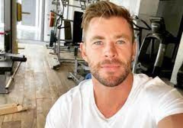 Chris Hemsworth Umumkan Hiatus dari Akting