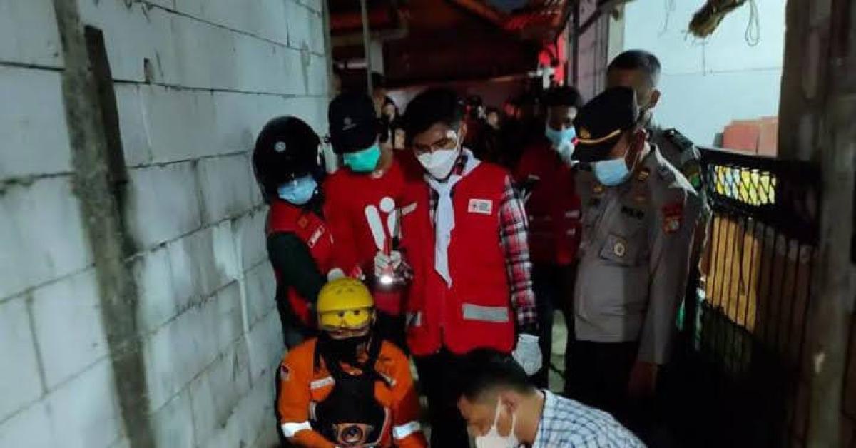 Pria Bertato Tanpa Beridentitas Ditemukan Tewas Mengambang di Kali CBL Kabupaten Bekasi, Ini Ciri-cirinya
