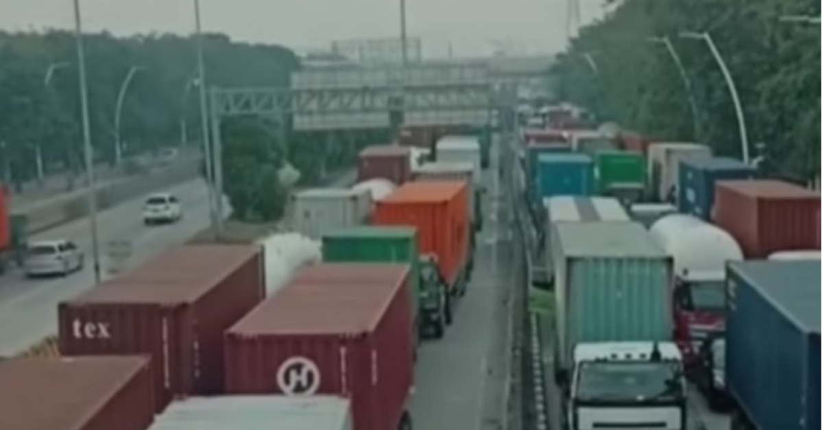 Macet Panjang di Pintu Masuk Tanjug Priok Rabu Pagi, Ternyata Ini Penyebabnya