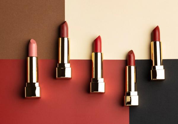 6 Tips Memilih Warna Lipstick Sesuai dengan Warna Kulit dan Bentuk Bibir