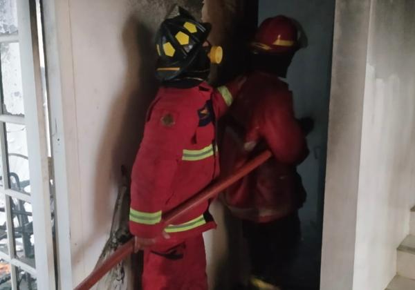 Diduga Akibat Korsleting Listrik, Rumah di Jatisampurna Bekasi Terbakar, Kerugian Ditaksir Rp50 Juta