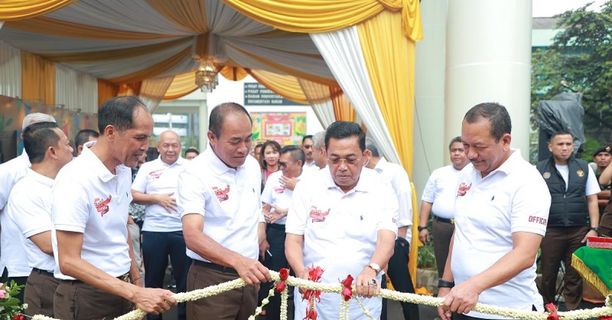 Bakti Sosial Kejaksaan RI Peduli dan Gebyar Bazar Adhyaksa 2023