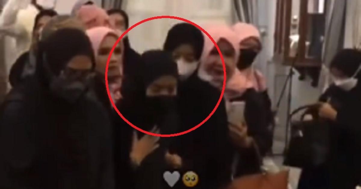 Viral! Momen Sedih Nabila Ishma Ngobrol dan Tangisi Peti Jenazah Eril
