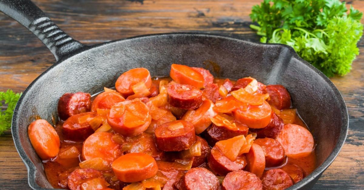 Resep Sosis Asam Manis, Resep Praktis Untuk Bekal yang Di Sukai Anak!