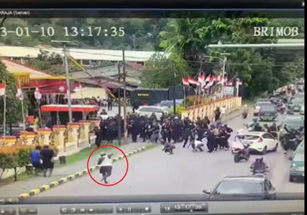 Viral! Video Mencekam di Depan Mako Brimob Papua Saat Lukas Enembe Ditangkap KPK, Terdengar Suara Ledakan