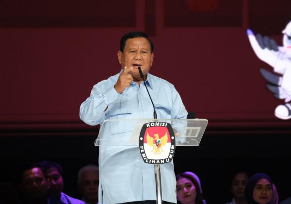Prabowo: Jangan Anggap Internet Gratis Lebih Penting daripada Makan Gratis untuk Siswa