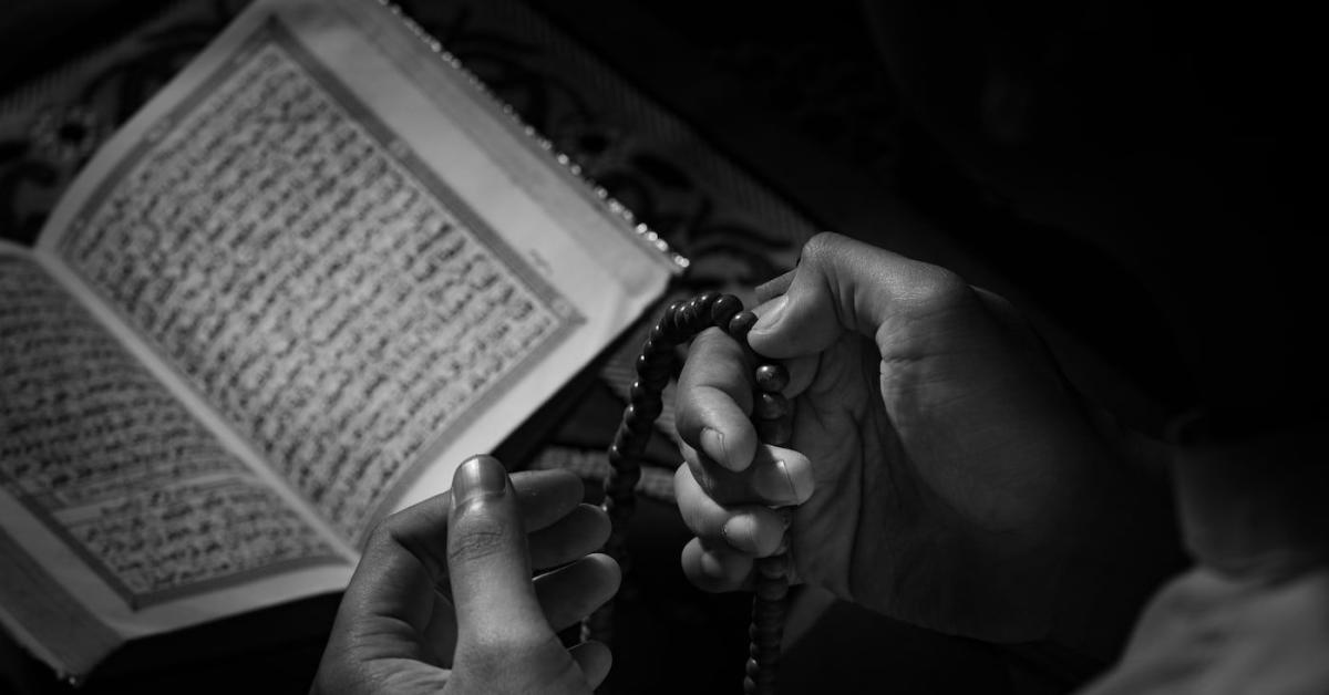 Keistimewaan Melantunkan Sholawat Jibril, Salah Satunya Mendatangkan Rezeki Yang Berlimpah 
