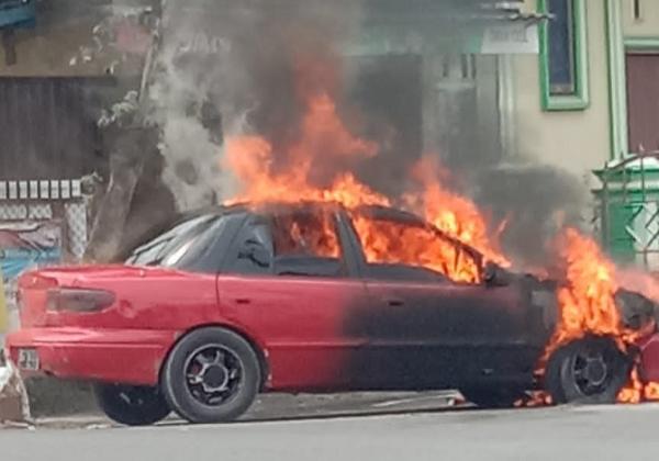 Selama Libur Lebaran, Tiga Rumah dan Dua Mobil Terbakar