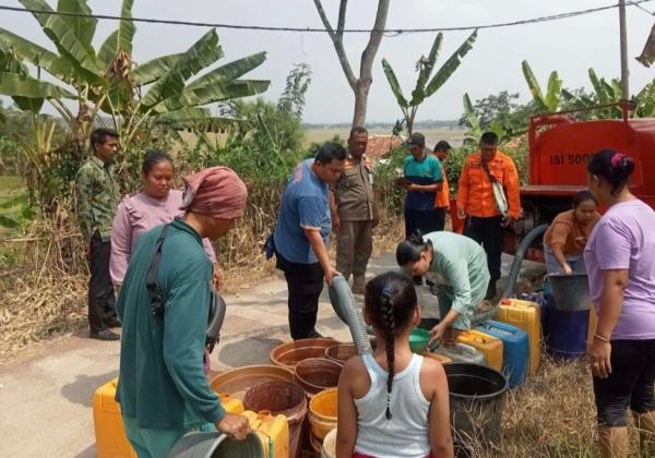3 Desa di Kabupaten Bekasi yang Kekeringan Akibat Fenomena El Nino Mendapat Distribusi Bantuan Air Bersih