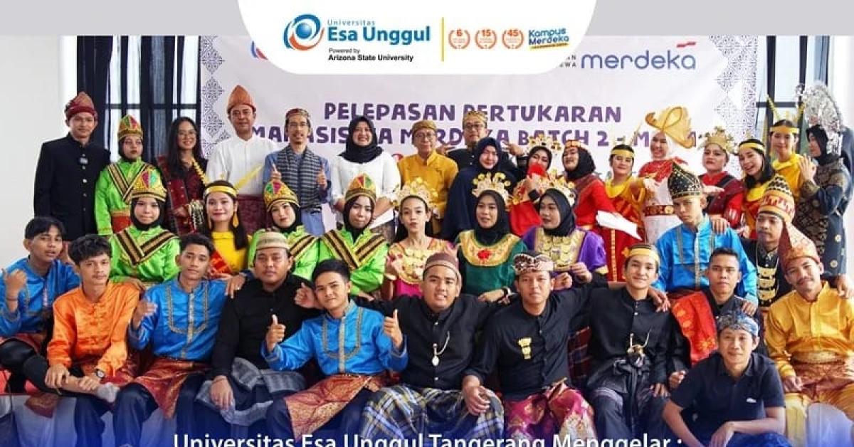 Esa Unggul Tangerang Gelar Pelepasan MBKM Batch 2