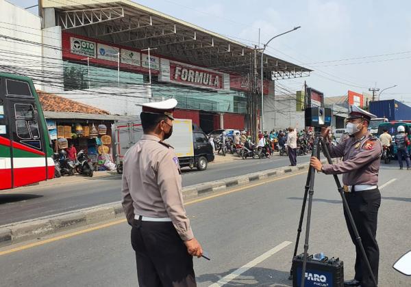 Olah TKP Kecelakaan Maut Truk Trailer di Bekas, Polda Metro Jaya Turunkan Alat Canggih