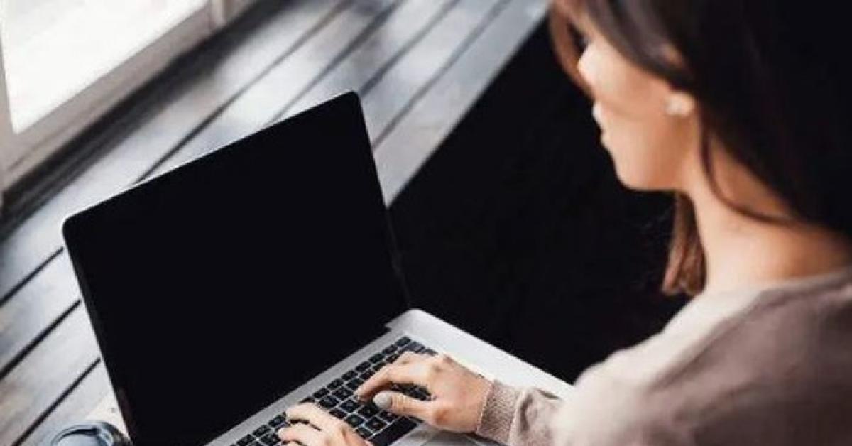 Laptop Black Screen? Ternyata Ini Penyebab dan Cara Mengatasinya dengan Mudah