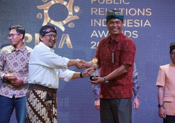 Kampanyekan Penggunaan Kendaraan Listrik Kepada Masyarakat, PLN Sabet Penghargaan PRIA 2023