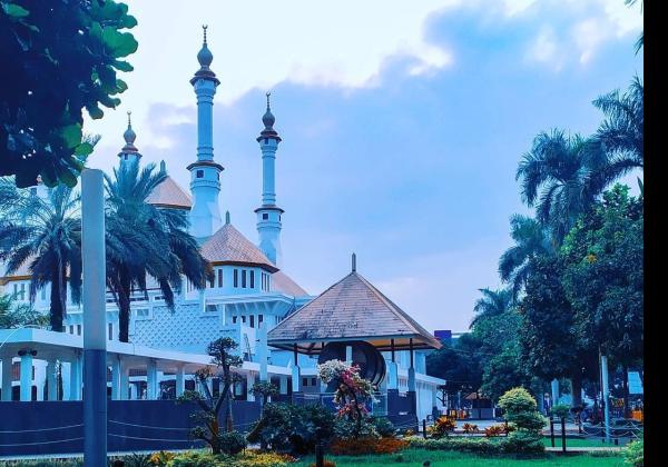 PKS: Daripada Atur Suara Speaker Masjid, Kemenag Mending Latih Teknisi Agar Suaranya Merdu
