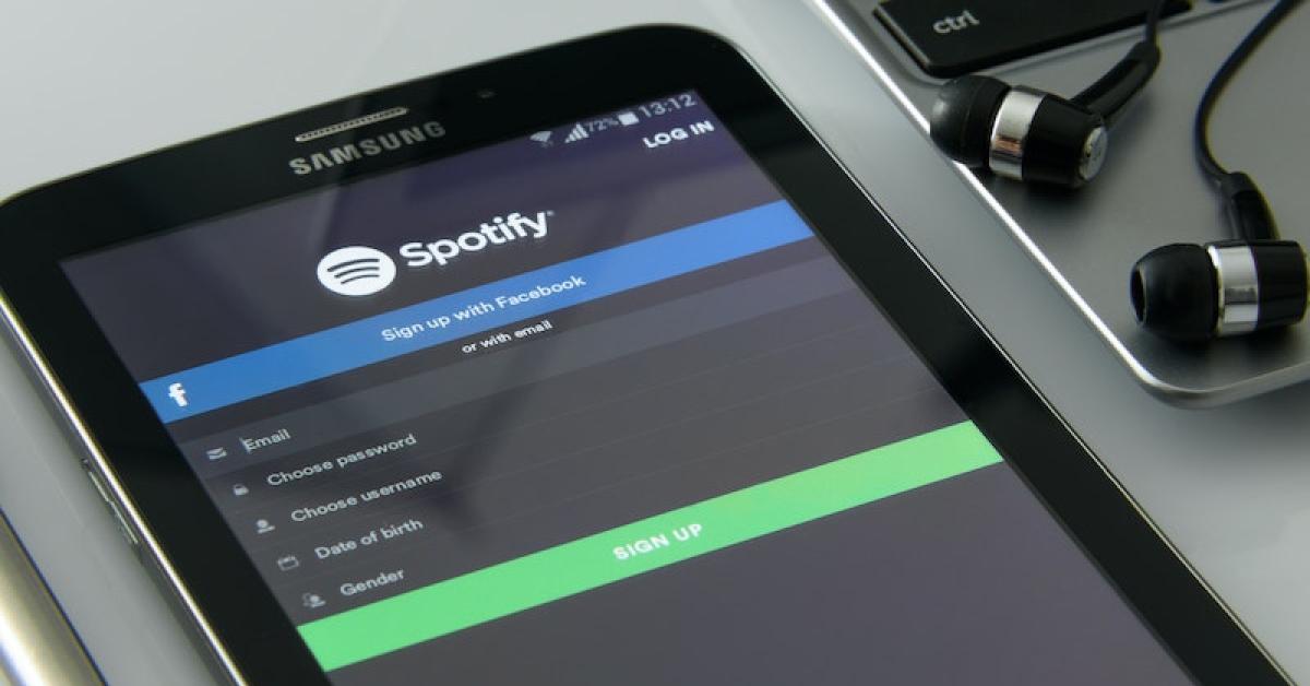 10 Rekomendasi Podcast Spotify Indonesia Populer yang Menarik untuk Didengar, Seru dan Nggak Ngebosenin