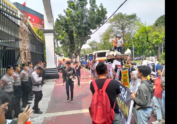 Puluhan Aktivis Demo di Kemendagri, Minta Sekda Muba Dicopot karena Diduga Terlibat Kasus Asusila