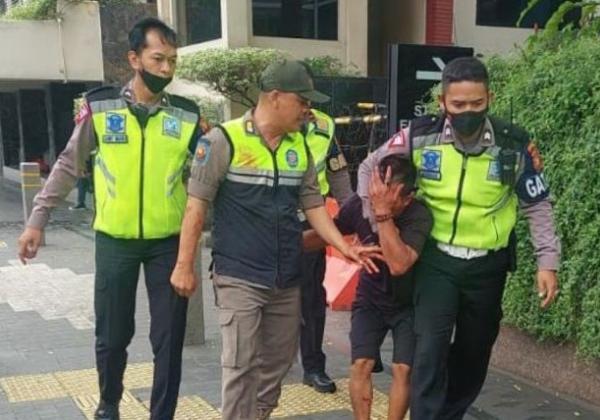 Motif Pedagang Kopi Starling Tusuk Anggota Satpol PP di Bundaran HI karena Tak Terima Ditegur