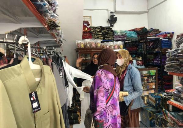 Penjualan Baju Gamis Lebaran 2023 Meningkat, Ini Atribut Muslim Paling Laris