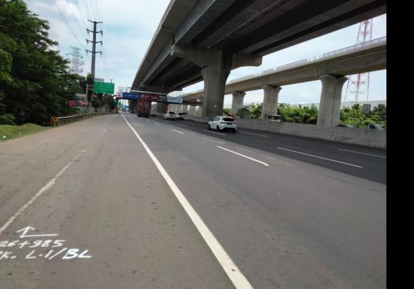 Pengguna Jalan yang Melintas di Tol Jakarta-Cikampek Diminta Waspada