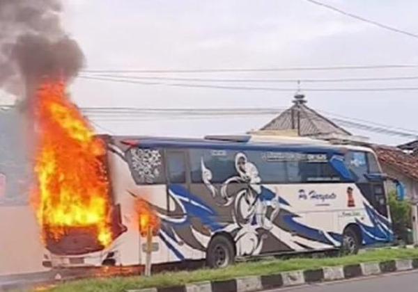 Bus PO Haryanto Tujuan Pati Terbakar di Sleman saat Membawa 10 Penumpang