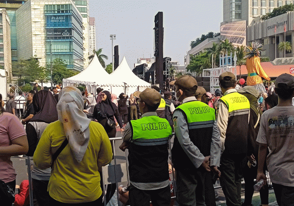 Ratusan Anggota Satpol PP dan Petugas Kebersihan Dikerahkan saat Pencanangan HUT Jakarta Ke-497